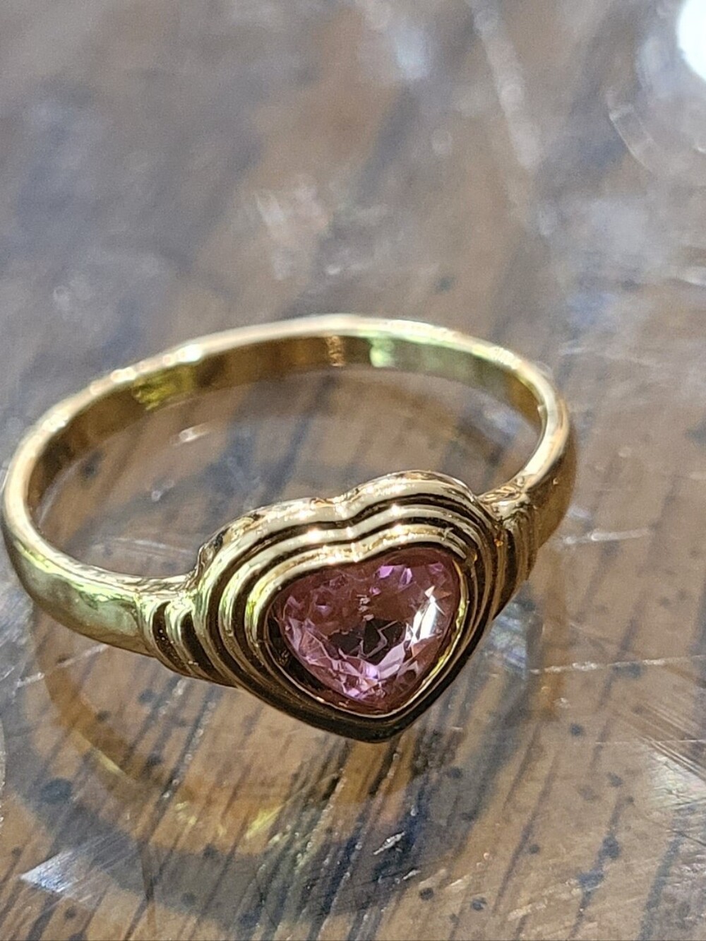 Beautiful Pink Stone Gild Plated Size 10